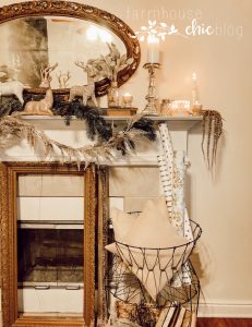 Simple Vintage Christmas Mantel